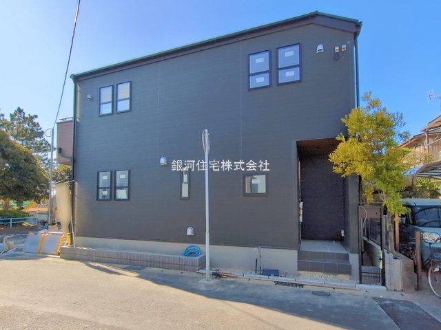 G00386436 千葉県千葉市美浜区磯辺１丁目 新築一戸建て 5290万円 土地面積94.77m² (約28.66坪) 建物面積94.77m² (約28.66坪) 間取り４ＬＤＫ 築年月2026年02月【外観13】