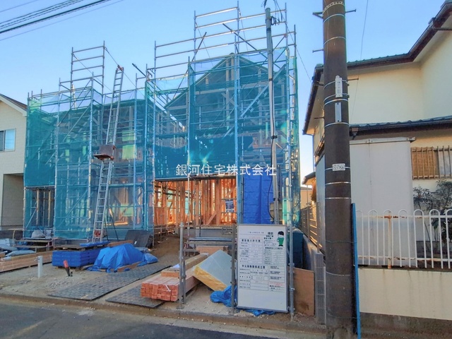 G00386440 千葉県鎌ヶ谷市東初富５丁目 新築一戸建て 4399万円 土地面積111.31m² (約33.67坪) 建物面積102.36m² (約30.96坪) 間取り４ＬＤＫ 築年月2026年03月【外観5】