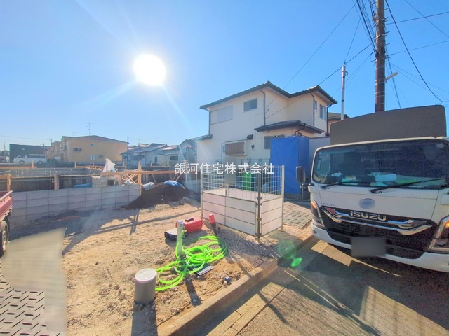 G00386440 千葉県鎌ヶ谷市東初富５丁目 新築一戸建て 4399万円 土地面積111.31m² (約33.67坪) 建物面積102.36m² (約30.96坪) 間取り４ＬＤＫ 築年月2026年03月【外観14】