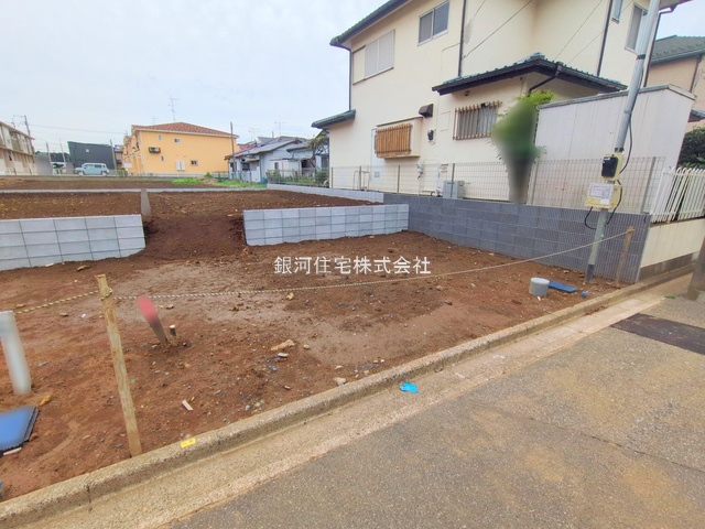 G00386440 千葉県鎌ヶ谷市東初富５丁目 新築一戸建て 4399万円 土地面積111.31m² (約33.67坪) 建物面積102.36m² (約30.96坪) 間取り４ＬＤＫ 築年月2026年03月【外観16】