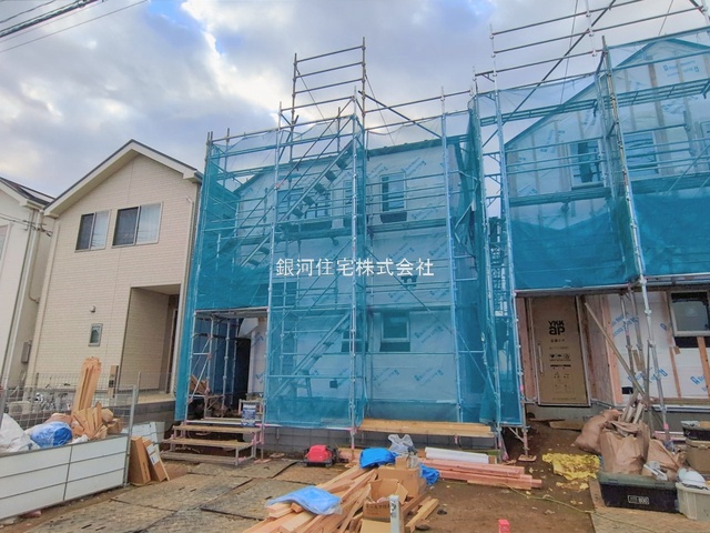 G00386441 千葉県鎌ヶ谷市東初富５丁目 新築一戸建て 4399万円 土地面積116.55m² (約35.25坪) 建物面積102.40m² (約30.97坪) 間取り４ＬＤＫ 築年月2026年03月【外観4】