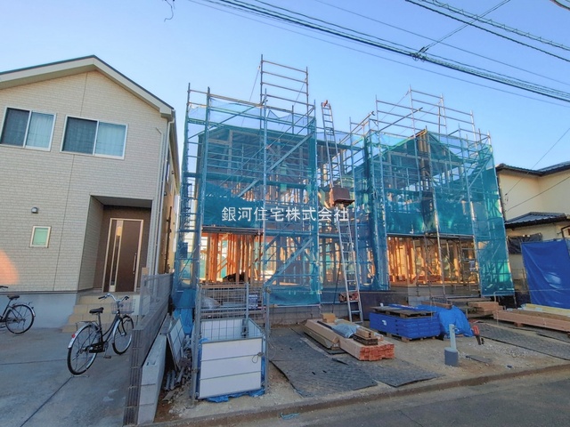 G00386441 千葉県鎌ヶ谷市東初富５丁目 新築一戸建て 4399万円 土地面積116.55m² (約35.25坪) 建物面積102.40m² (約30.97坪) 間取り４ＬＤＫ 築年月2026年03月【外観7】