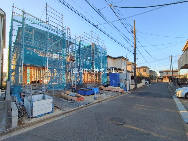 G00386441 千葉県鎌ヶ谷市東初富５丁目 新築一戸建て 4399万円 土地面積116.55m² (約35.25坪) 建物面積102.40m² (約30.97坪) 間取り４ＬＤＫ 築年月2026年03月【外観9】