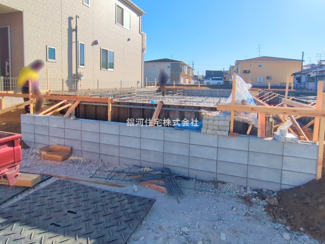 G00386441 千葉県鎌ヶ谷市東初富５丁目 新築一戸建て 4399万円 土地面積116.55m² (約35.25坪) 建物面積102.40m² (約30.97坪) 間取り４ＬＤＫ 築年月2026年03月【外観13】