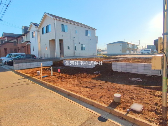 G00386441 千葉県鎌ヶ谷市東初富５丁目 新築一戸建て 4399万円 土地面積116.55m² (約35.25坪) 建物面積102.40m² (約30.97坪) 間取り４ＬＤＫ 築年月2026年03月【外観17】