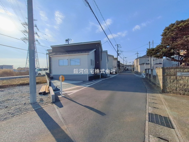 G00386442 千葉県四街道市内黒田 新築一戸建て 3990万円 土地面積192.87m² (約58.34坪) 建物面積88.60m² (約26.80坪) 間取り３ＬＤＫ 築年月2025年03月(築１年以内)【外観3】