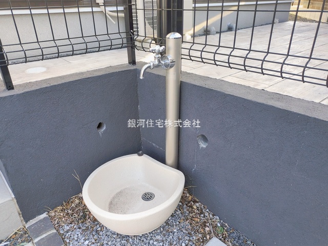 G00386442 千葉県四街道市内黒田 新築一戸建て 3990万円 土地面積192.87m² (約58.34坪) 建物面積88.60m² (約26.80坪) 間取り３ＬＤＫ 築年月2025年03月(築１年以内)【外観7】