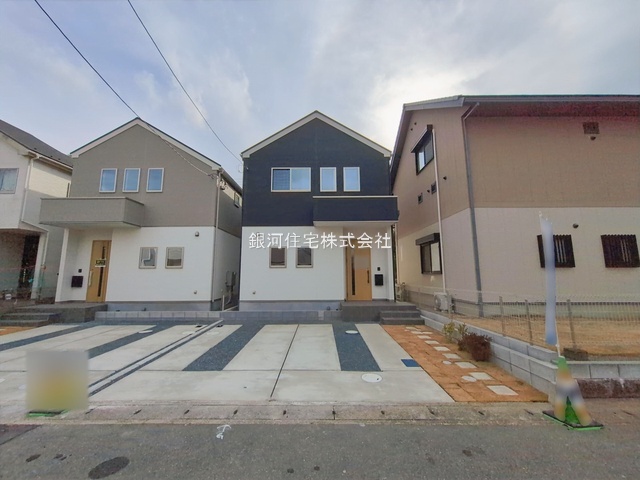 G00386446 千葉県習志野市香澄５丁目 新築一戸建て 5699万円 土地面積114.79m² (約34.72坪) 建物面積103.51m² (約31.31坪) 間取り４ＬＤＫ 築年月2026年02月【外観2】