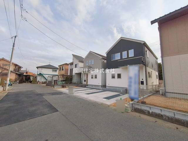 G00386446 千葉県習志野市香澄５丁目 新築一戸建て 5699万円 土地面積114.79m² (約34.72坪) 建物面積103.51m² (約31.31坪) 間取り４ＬＤＫ 築年月2026年02月【外観3】