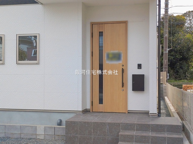 G00386446 千葉県習志野市香澄５丁目 新築一戸建て 5699万円 土地面積114.79m² (約34.72坪) 建物面積103.51m² (約31.31坪) 間取り４ＬＤＫ 築年月2026年02月【外観4】