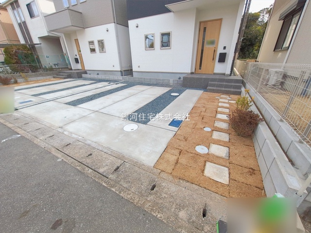 G00386446 千葉県習志野市香澄５丁目 新築一戸建て 5699万円 土地面積114.79m² (約34.72坪) 建物面積103.51m² (約31.31坪) 間取り４ＬＤＫ 築年月2026年02月【外観6】