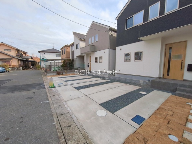 G00386446 千葉県習志野市香澄５丁目 新築一戸建て 5699万円 土地面積114.79m² (約34.72坪) 建物面積103.51m² (約31.31坪) 間取り４ＬＤＫ 築年月2026年02月【外観13】