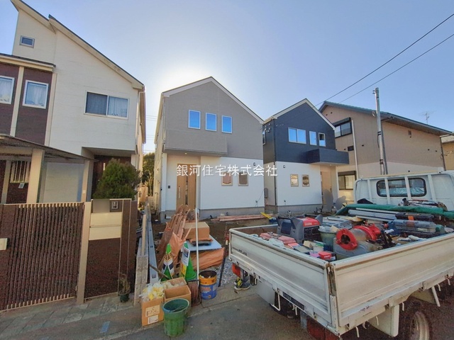 G00386447 千葉県習志野市香澄５丁目 新築一戸建て 5699万円 土地面積114.80m² (約34.72坪) 建物面積103.51m² (約31.31坪) 間取り４ＬＤＫ 築年月2026年02月【外観15】