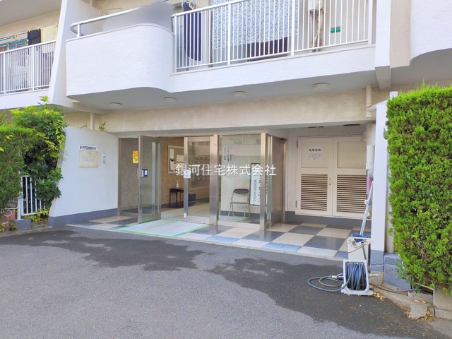 G00386567 千葉県市川市新井３丁目 中古マンション 2980万円 専有面積68.04m² (約20.58坪) 間取り３ＬＤＫ 所在階5階 築年月1974年02月(築51年)【外観3】