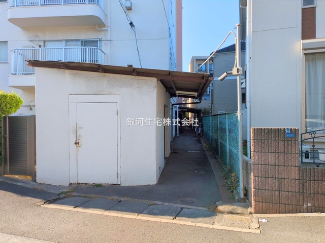 G00386567 千葉県市川市新井３丁目 中古マンション 2980万円 専有面積68.04m² (約20.58坪) 間取り３ＬＤＫ 所在階5階 築年月1974年02月(築51年)【外観12】