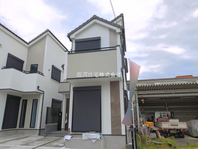 G00386572 神奈川県相模原市南区相南２丁目 新築一戸建て 4730万円 土地面積97.03m² (約29.35坪) 建物面積93.65m² (約28.32坪) 間取り３ＬＤＫ 築年月2026年06月(築１年以内)【外観15】