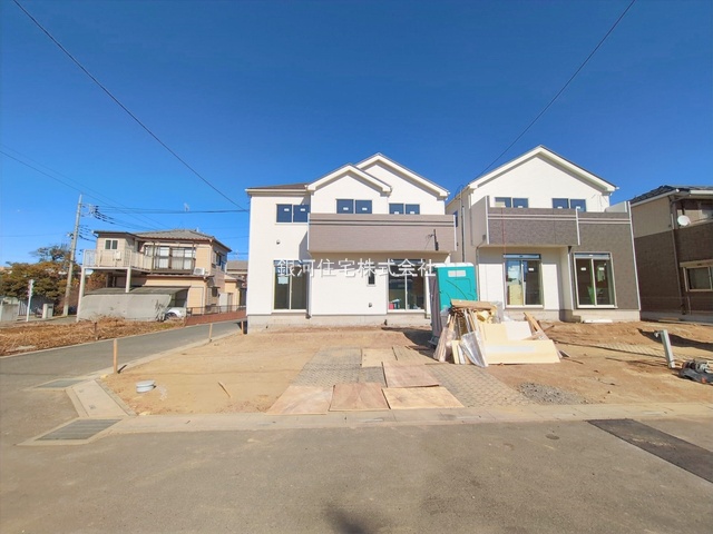 G00386627 埼玉県南埼玉郡宮代町本田５丁目 新築一戸建て 3190万円 土地面積160.09m² (約48.42坪) 建物面積96.05m² (約29.05坪) 間取り４ＬＤＫ 築年月2026年03月【外観2】