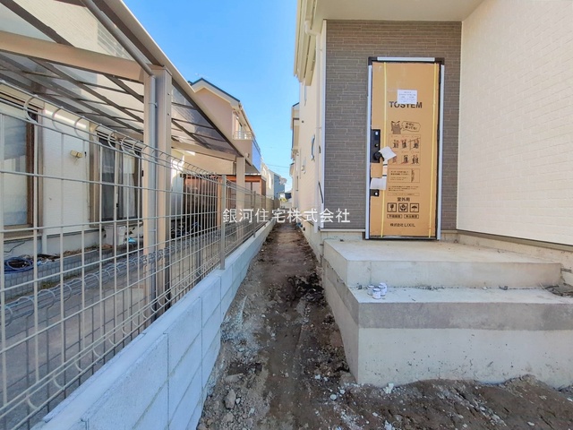 G00386627 埼玉県南埼玉郡宮代町本田５丁目 新築一戸建て 3190万円 土地面積160.09m² (約48.42坪) 建物面積96.05m² (約29.05坪) 間取り４ＬＤＫ 築年月2026年03月【外観5】