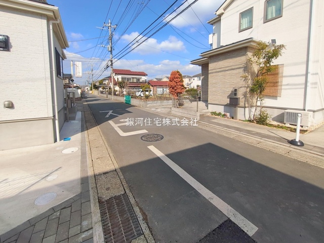 G00386631 千葉県松戸市松飛台 新築一戸建て 4590万円 土地面積233.05m² (約70.49坪) 建物面積101.85m² (約30.80坪) 間取り４ＬＤＫ 築年月2026年02月【外観10】
