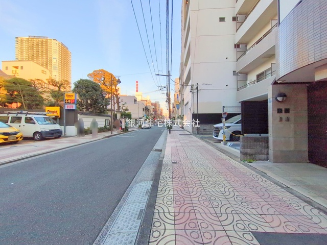 G00386709 東京都台東区松が谷２丁目 中古マンション 6180万円 専有面積40.04m² (約12.11坪) 間取り１ＬＤＫ 所在階8階 築年月2009年05月(築16年)【外観7】