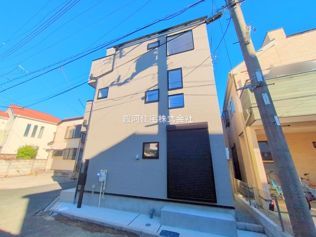 G00386821 千葉県市川市新田１丁目 新築一戸建て 3980万円 土地面積46.31m² (約14.00坪) 建物面積74.31m² (約22.47坪) 間取り２ＳＬＤＫ 築年月2025年12月(築１年以内)【外観15】