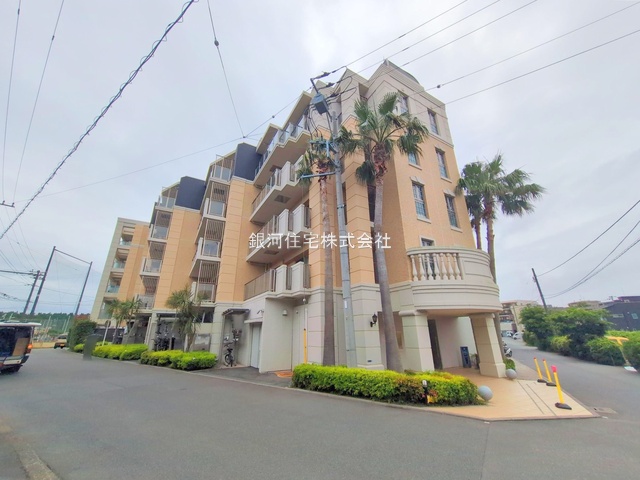 G00386922 神奈川県茅ヶ崎市汐見台 中古マンション 4580万円 専有面積75.25m² (約22.76坪) 間取り２ＬＤＫ 所在階2階 築年月2008年10月(築17年)【外観2】