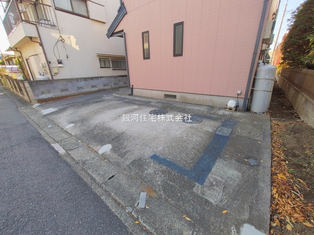 G00386940 埼玉県草加市谷塚町 中古一戸建て 3499万円 土地面積109.46m² (約33.11坪) 建物面積99.36m² (約30.05坪) 間取り３ＬＤＫ 築年月1998年11月(築27年)【外観13】