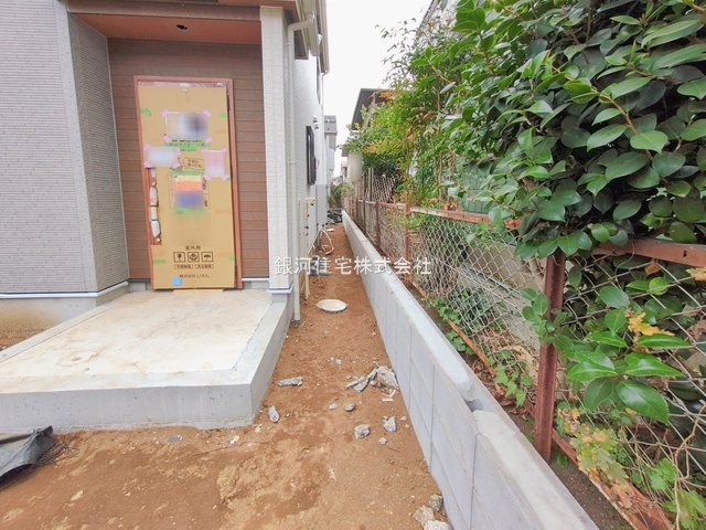 G00387371 埼玉県所沢市大字下富 新築一戸建て 4298万円 土地面積188.45m² (約57.00坪) 建物面積103.86m² (約31.41坪) 間取り４ＬＤＫ 築年月2026年01月(築１年以内)【外観10】