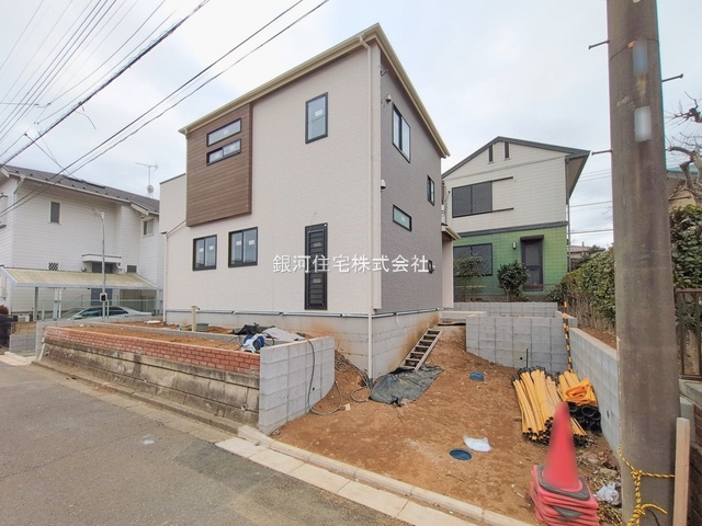 G00387371 埼玉県所沢市大字下富 新築一戸建て 4298万円 土地面積188.45m² (約57.00坪) 建物面積103.86m² (約31.41坪) 間取り４ＬＤＫ 築年月2026年01月(築１年以内)【外観12】