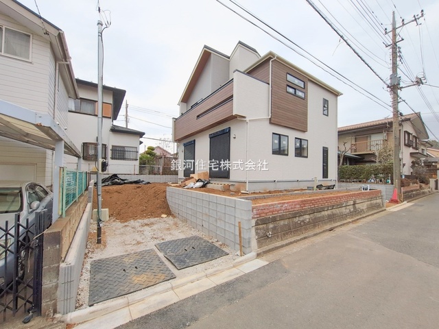 G00387371 埼玉県所沢市大字下富 新築一戸建て 4298万円 土地面積188.45m² (約57.00坪) 建物面積103.86m² (約31.41坪) 間取り４ＬＤＫ 築年月2026年01月(築１年以内)【外観15】