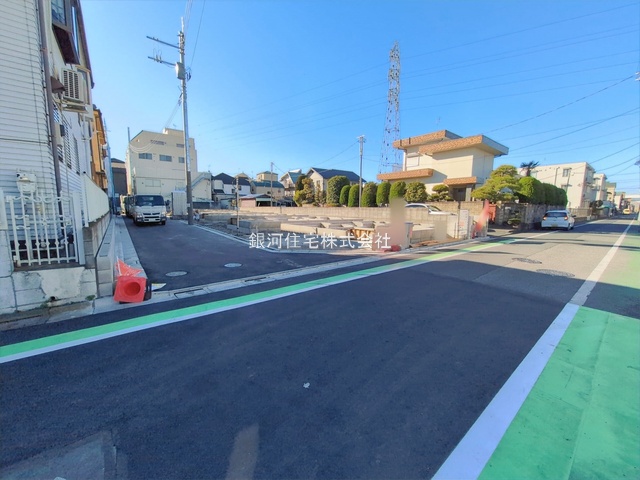 G00387395 東京都葛飾区水元３丁目 新築一戸建て 4990万円 土地面積80.02m² (約24.20坪) 建物面積89.63m² (約27.11坪) 間取り３ＳＬＤＫ 築年月2026年04月【外観9】