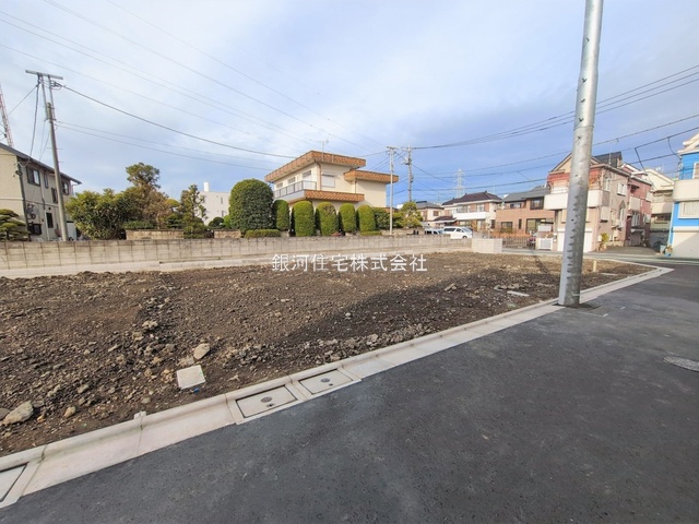 G00387395 東京都葛飾区水元３丁目 新築一戸建て 4990万円 土地面積80.02m² (約24.20坪) 建物面積89.63m² (約27.11坪) 間取り３ＳＬＤＫ 築年月2026年04月【外観10】