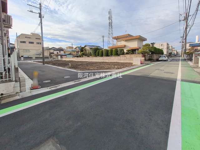 G00387395 東京都葛飾区水元３丁目 新築一戸建て 4990万円 土地面積80.02m² (約24.20坪) 建物面積89.63m² (約27.11坪) 間取り３ＳＬＤＫ 築年月2026年04月【外観12】