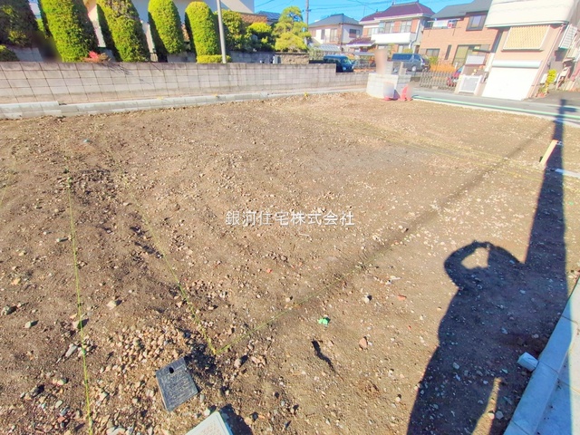 G00387395 東京都葛飾区水元３丁目 新築一戸建て 4990万円 土地面積80.02m² (約24.20坪) 建物面積89.63m² (約27.11坪) 間取り３ＳＬＤＫ 築年月2026年04月【外観16】