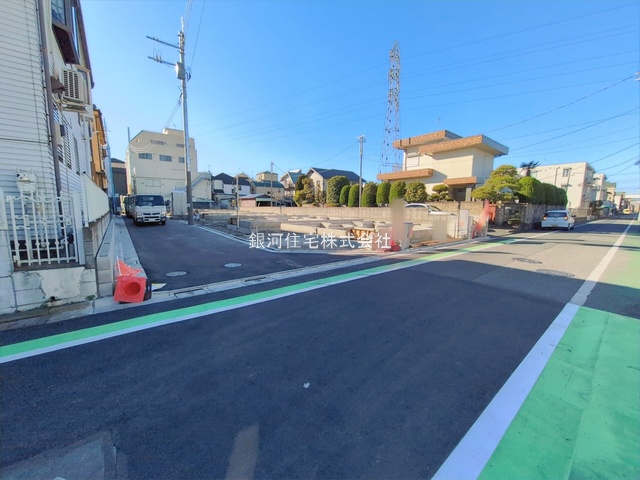 G00387396 東京都葛飾区水元３丁目 新築一戸建て 4890万円 土地面積80.01m² (約24.20坪) 建物面積89.63m² (約27.11坪) 間取り３ＳＬＤＫ 築年月2026年04月【外観3】