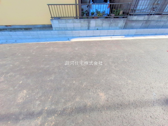 G00387396 東京都葛飾区水元３丁目 新築一戸建て 4890万円 土地面積80.01m² (約24.20坪) 建物面積89.63m² (約27.11坪) 間取り３ＳＬＤＫ 築年月2026年04月【外観13】