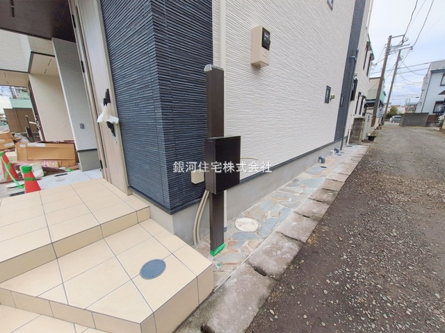 G00387415 神奈川県相模原市中央区淵野辺本町２丁目 新築一戸建て 4398万円 土地面積60.04m² (約18.16坪) 建物面積116.53m² (約35.25坪) 築年月2026年02月【外観10】