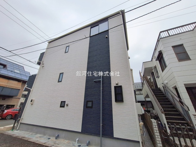 G00387415 神奈川県相模原市中央区淵野辺本町２丁目 新築一戸建て 4398万円 土地面積60.04m² (約18.16坪) 建物面積116.53m² (約35.25坪) 築年月2026年02月【外観12】