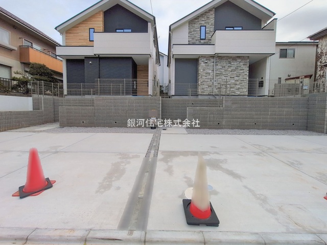 G00388826 東京都町田市成瀬台１丁目 新築一戸建て 5799万円 土地面積168.90m² (約51.09坪) 建物面積105.04m² (約31.77坪) 間取り４ＬＤＫ 築年月2025年10月(築１年以内)【外観10】