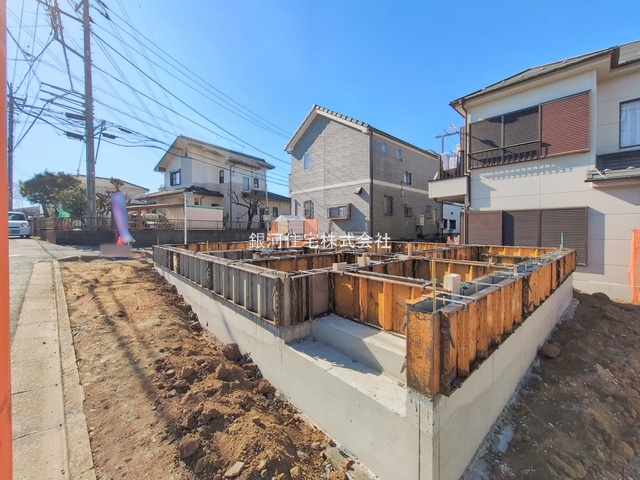 G00389111 埼玉県所沢市大字松郷 新築一戸建て 4698万円 土地面積117.96m² (約35.68坪) 建物面積93.51m² (約28.28坪) 間取り３ＬＤＫ 築年月2026年04月【外観5】