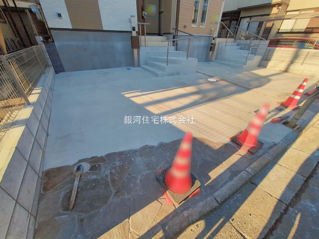 G00389131 千葉県船橋市新高根６丁目 新築一戸建て 3798万円 土地面積153.33m² (約46.38坪) 建物面積101.02m² (約30.55坪) 間取り４ＬＤＫ 築年月2026年01月(築１年以内)【外観11】