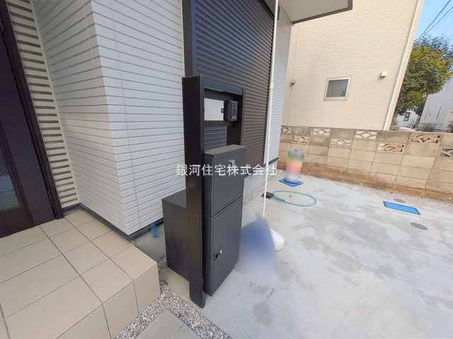 G00389145 神奈川県相模原市南区若松５丁目 新築一戸建て 4490万円 土地面積92.00m² (約27.83坪) 建物面積102.68m² (約31.06坪) 間取り４ＬＤＫ 築年月2025年12月(築１年以内)【外観4】