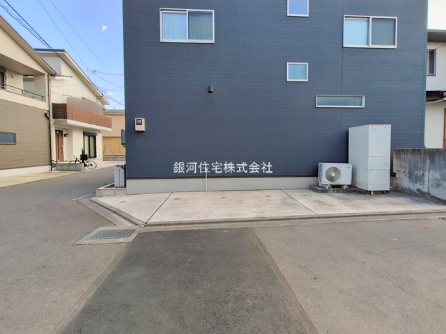 G00389145 神奈川県相模原市南区若松５丁目 新築一戸建て 4490万円 土地面積92.00m² (約27.83坪) 建物面積102.68m² (約31.06坪) 間取り４ＬＤＫ 築年月2025年12月(築１年以内)【外観9】