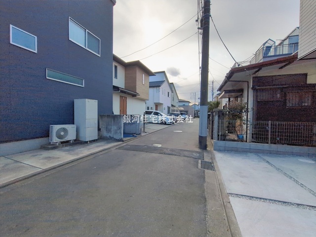 G00389145 神奈川県相模原市南区若松５丁目 新築一戸建て 4490万円 土地面積92.00m² (約27.83坪) 建物面積102.68m² (約31.06坪) 間取り４ＬＤＫ 築年月2025年12月(築１年以内)【外観10】