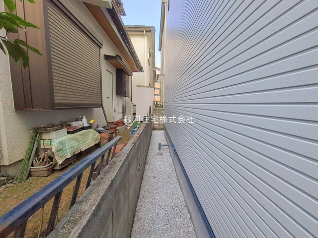 G00389145 神奈川県相模原市南区若松５丁目 新築一戸建て 4490万円 土地面積92.00m² (約27.83坪) 建物面積102.68m² (約31.06坪) 間取り４ＬＤＫ 築年月2025年12月(築１年以内)【外観16】