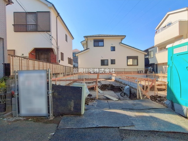 G00389431 神奈川県横浜市鶴見区北寺尾７丁目 新築一戸建て 4680万円 土地面積67.44m² (約20.40坪) 建物面積113.74m² (約34.40坪) 間取り３ＳＬＤＫ 築年月2026年08月【外観11】