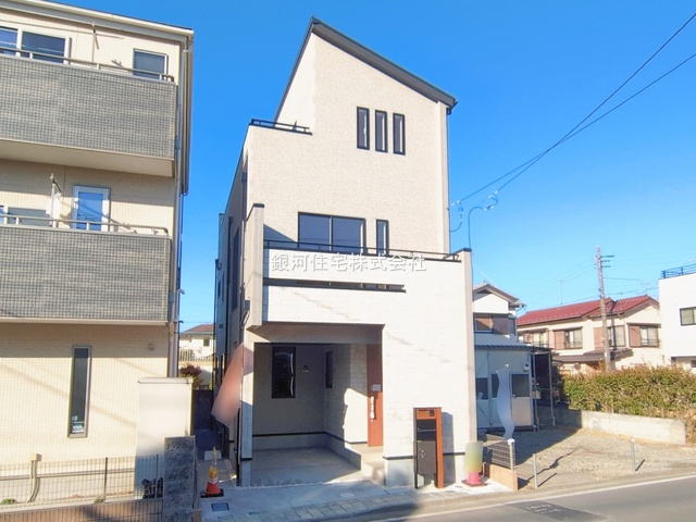 G00389461 埼玉県志木市中宗岡１丁目 新築一戸建て 3399万円 土地面積71.56m² (約21.64坪) 建物面積115.22m² (約34.85坪) 間取り３ＳＬＤＫ 築年月2026年02月(築１年以内)【外観2】