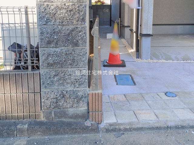 G00389461 埼玉県志木市中宗岡１丁目 新築一戸建て 3399万円 土地面積71.56m² (約21.64坪) 建物面積115.22m² (約34.85坪) 間取り３ＳＬＤＫ 築年月2026年02月(築１年以内)【外観5】