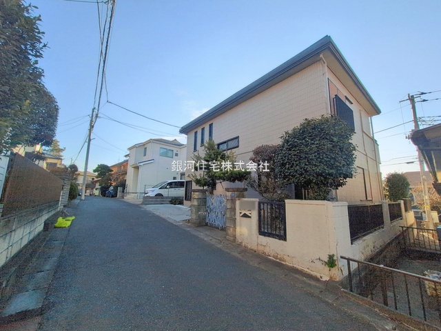 G00389465 千葉県柏市中原１丁目 中古一戸建て 2990万円 土地面積158.67m² (約47.99坪) 建物面積133.46m² (約40.37坪) 間取り４ＬＤＫ 築年月1997年05月(築28年)【外観3】