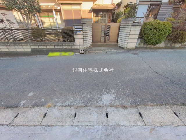 G00389465 千葉県柏市中原１丁目 中古一戸建て 2990万円 土地面積158.67m² (約47.99坪) 建物面積133.46m² (約40.37坪) 間取り４ＬＤＫ 築年月1997年05月(築28年)【外観11】